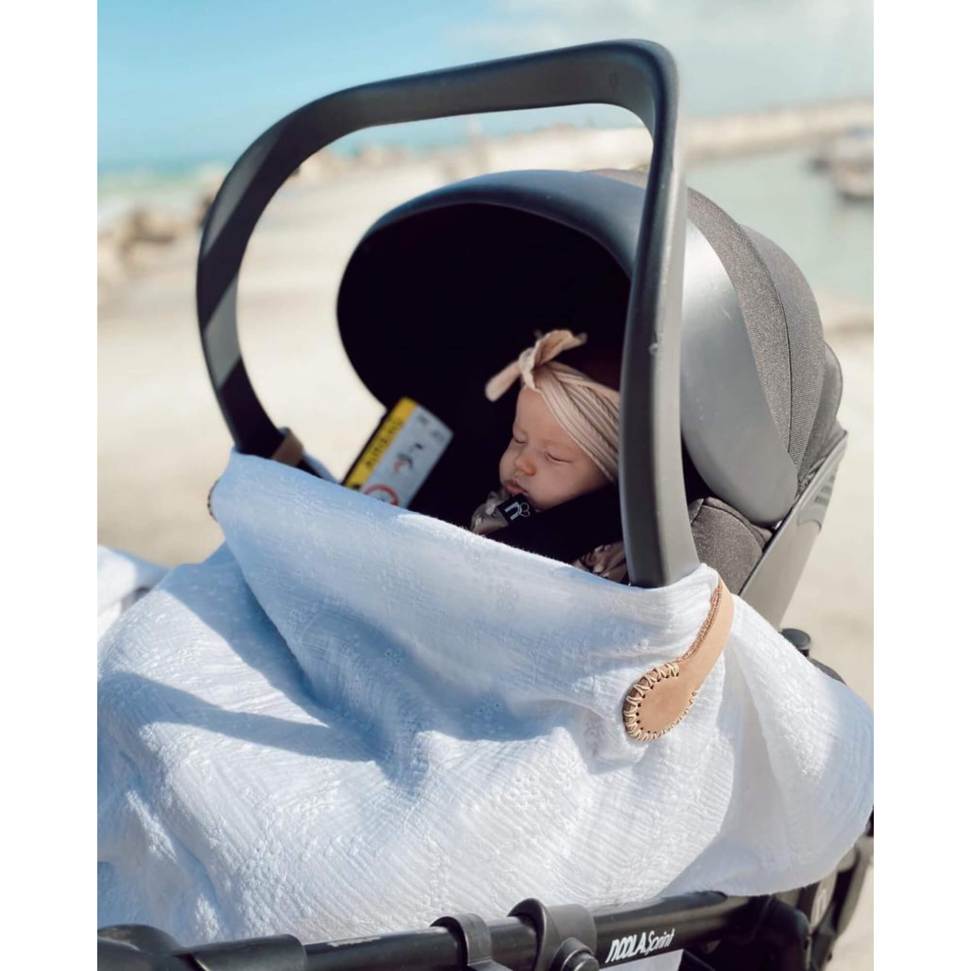 noola the stella clips black baby toddler car seat accessories